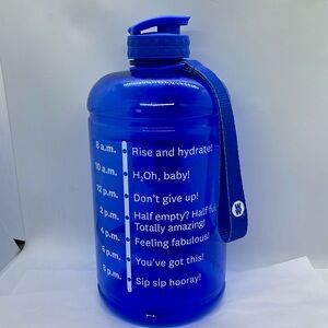 WW Weight Watchers Half Gallon Motivational Water Bottle Preowned